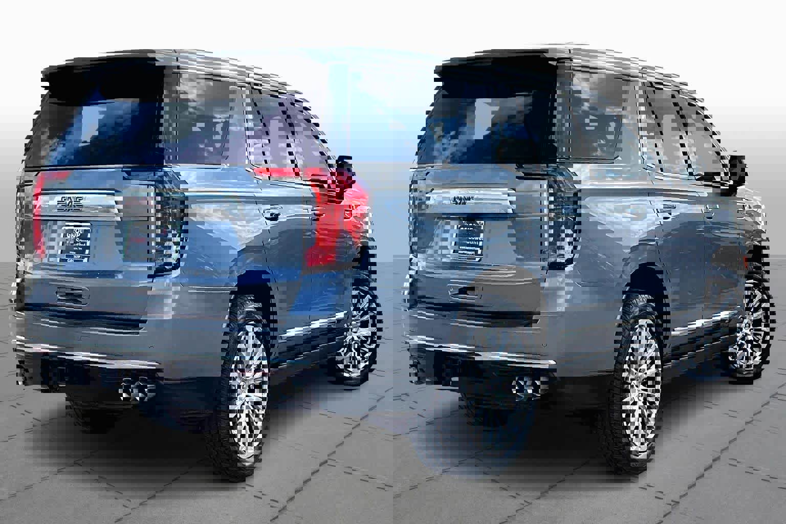 Certified 2021 GMC Yukon Denali w/ Denali Ultimate Package image 11