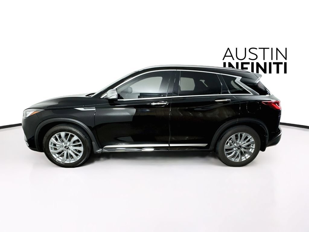 Certified 2023 INFINITI QX50 Luxe w/ Accent Package FWD image 6