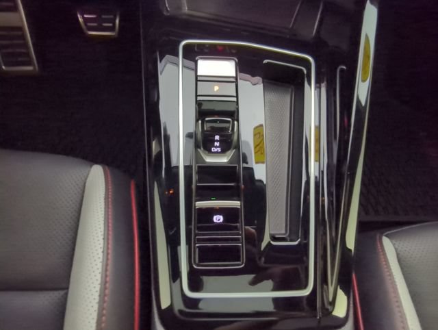 Used 2023 Volkswagen GTI Autobahn FWD image 29