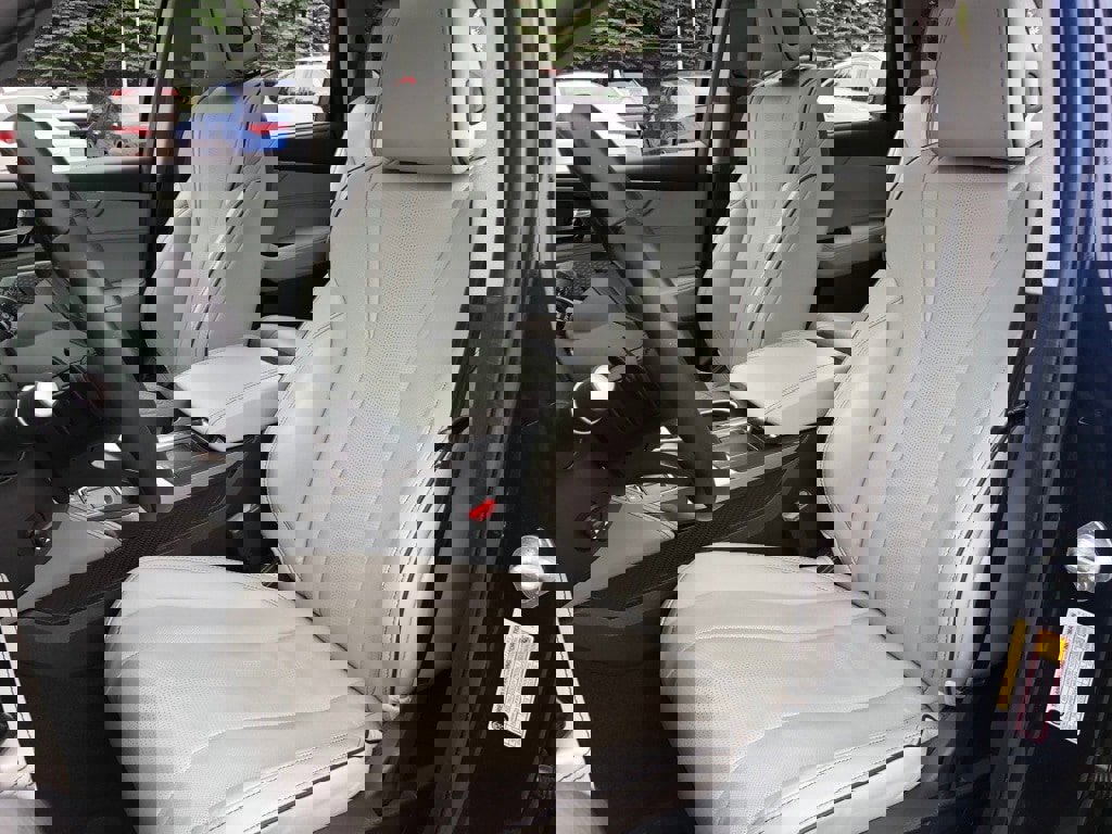 Used 2023 Acura MDX SH-AWD w/ Advance Package image 31