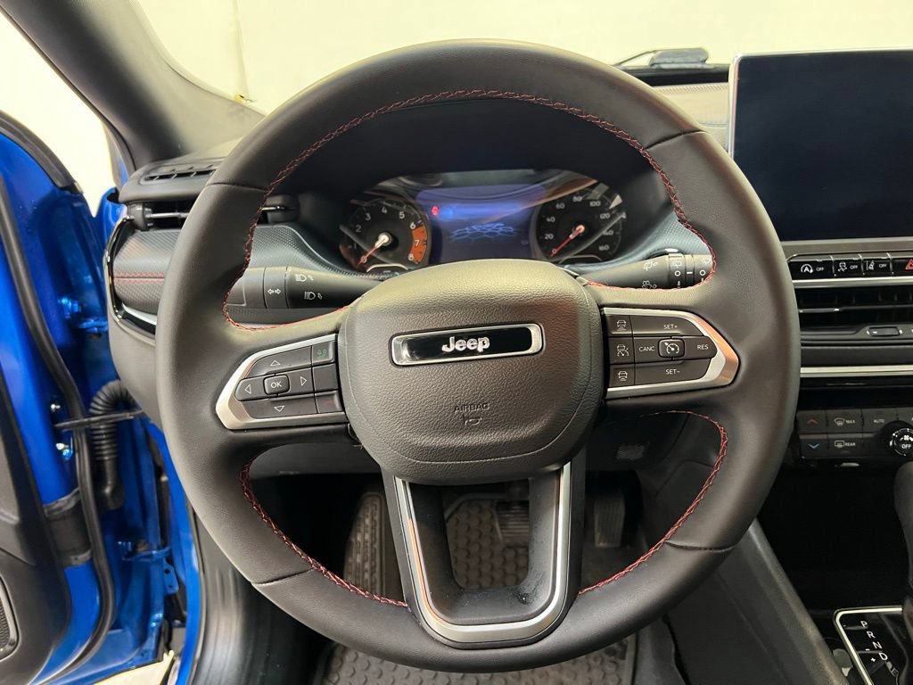 Used 2024 Jeep Compass Trailhawk AWD/4WD image 19