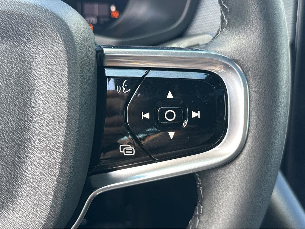 Used 2022 Polestar Polestar 2 w/ Performance Package image 23