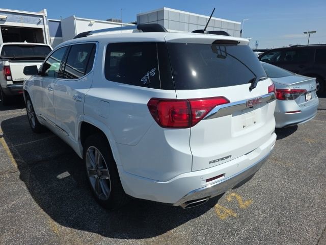 Used 2019 GMC Acadia Denali w/ Technology Package AWD/4WD image 2