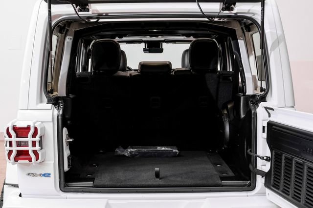 Used 2021 Jeep Wrangler Unlimited Sahara w/ Cold Weather Group image 32