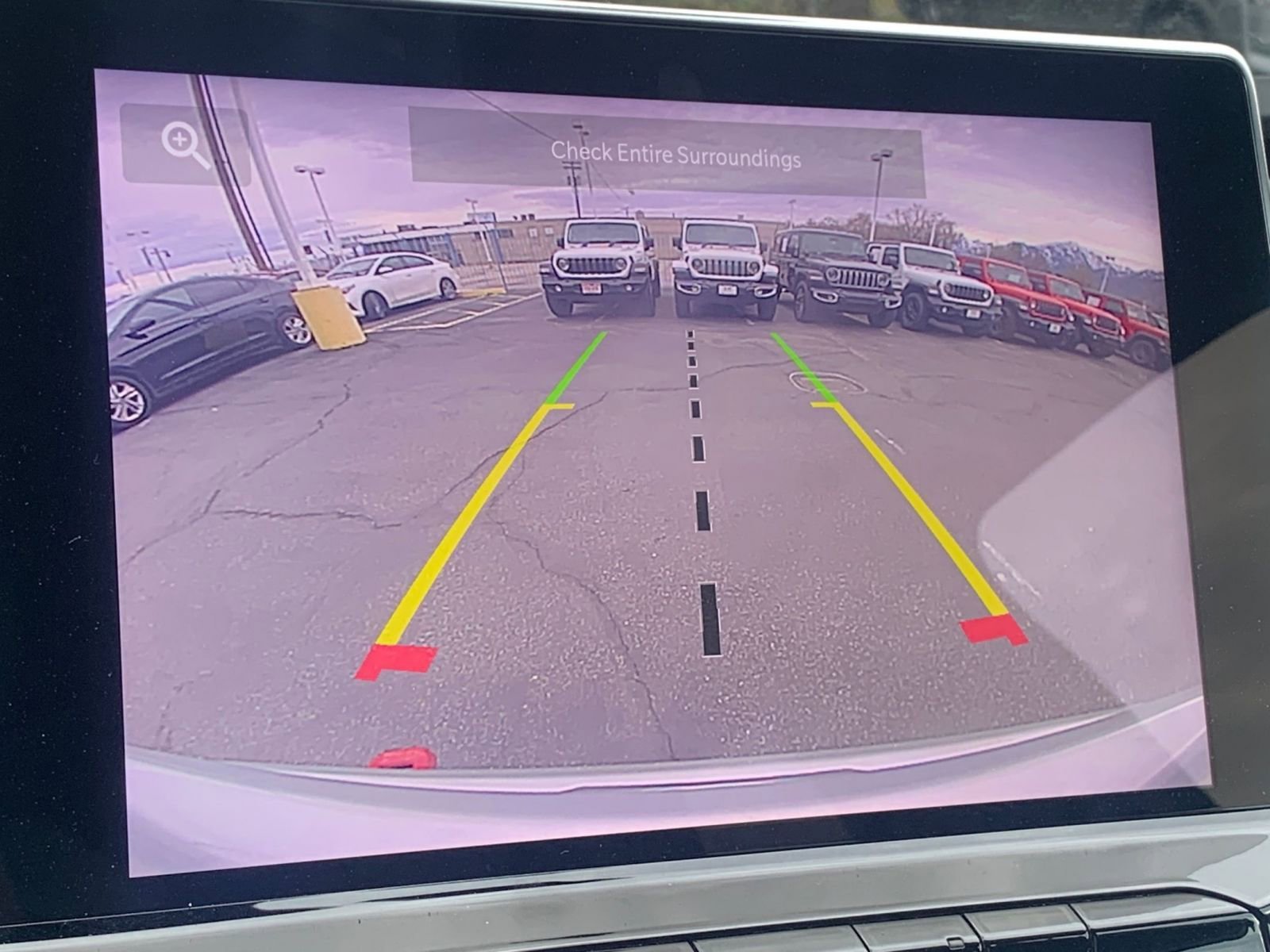 Used 2025 Jeep Compass Trailhawk image 23