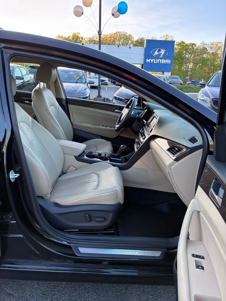 Used 2019 Hyundai Sonata Limited w/ Ultimate Package 04 FWD image 20
