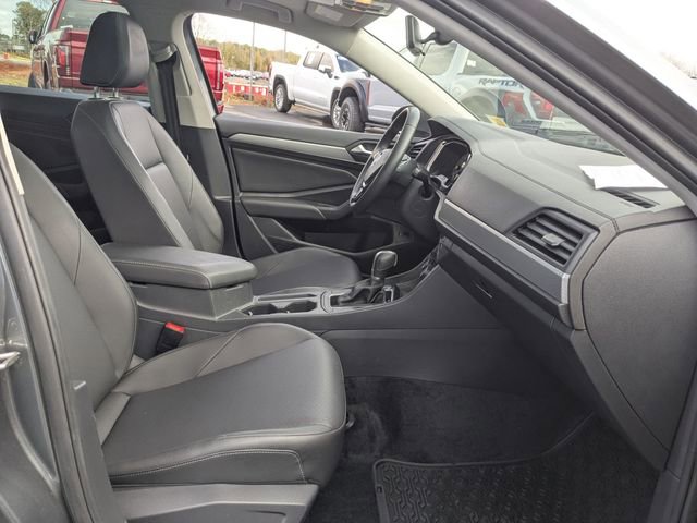 Used 2019 Volkswagen Jetta SE image 26