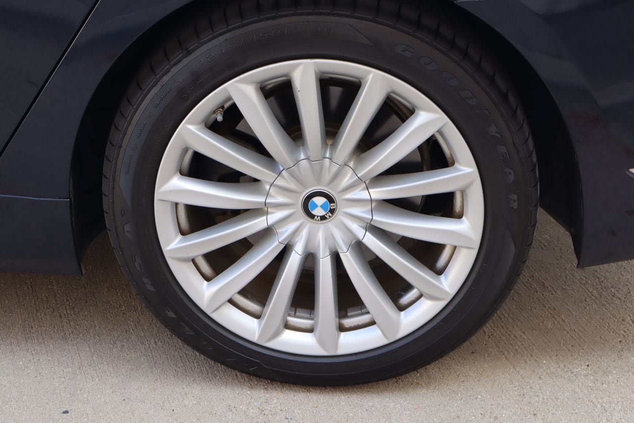 Used 2018 BMW 740i RWD image 28