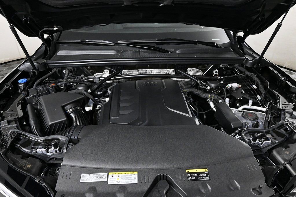 New 2025 Audi Q5 Premium Plus AWD/4WD image 35