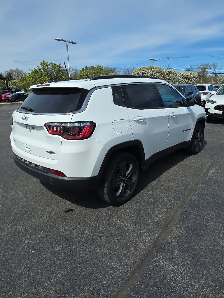 Used 2022 Jeep Compass Latitude image 8
