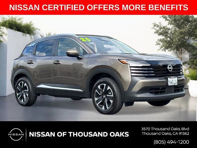 Certified 2025 Nissan Kicks SV w/ SV Premium Package AWD/4WD image 1