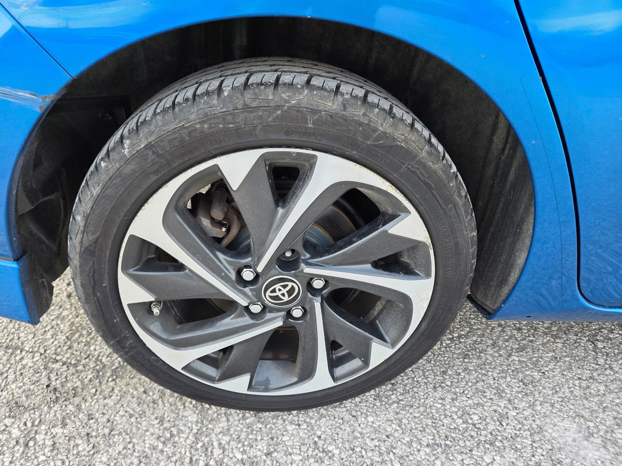 Used 2017 Toyota Corolla iM w/ Carpet Mat Package image 14