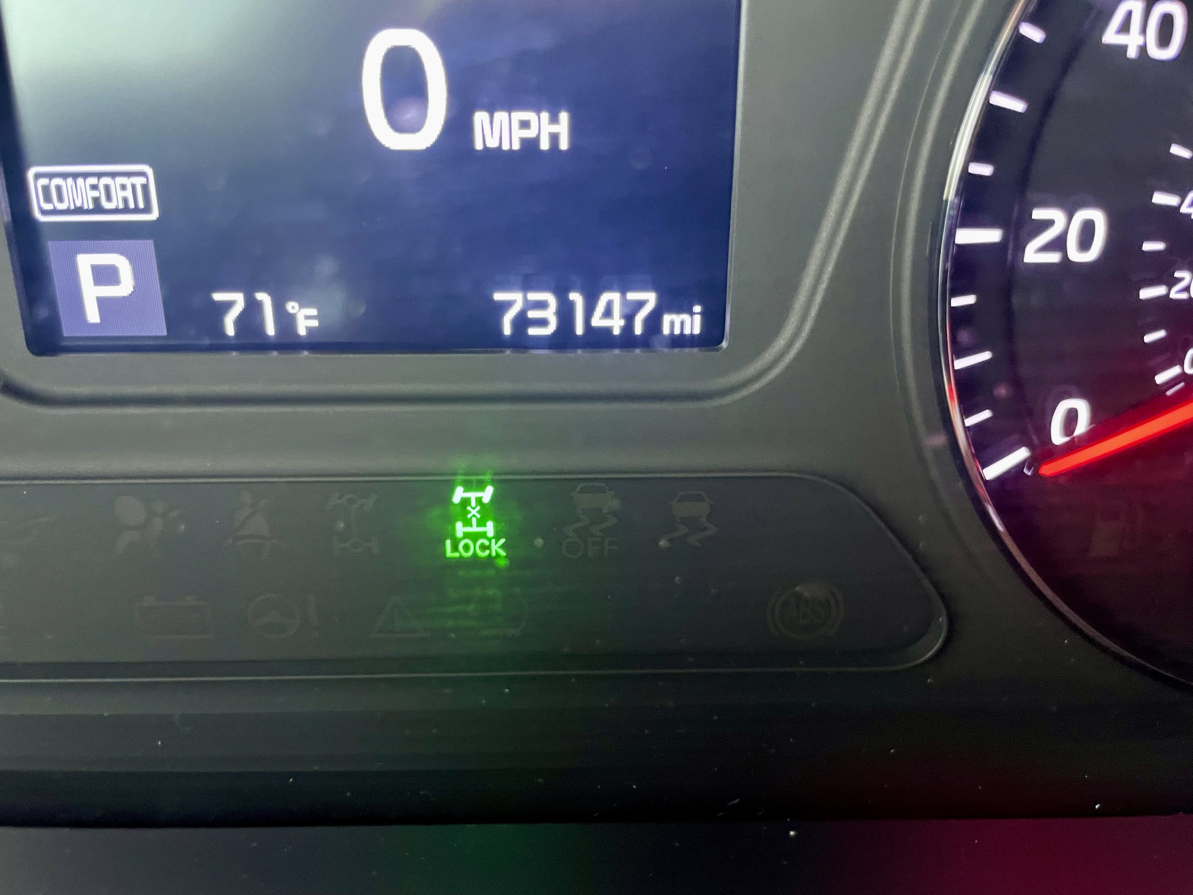Used 2019 Kia Sorento AWD V6 image 24