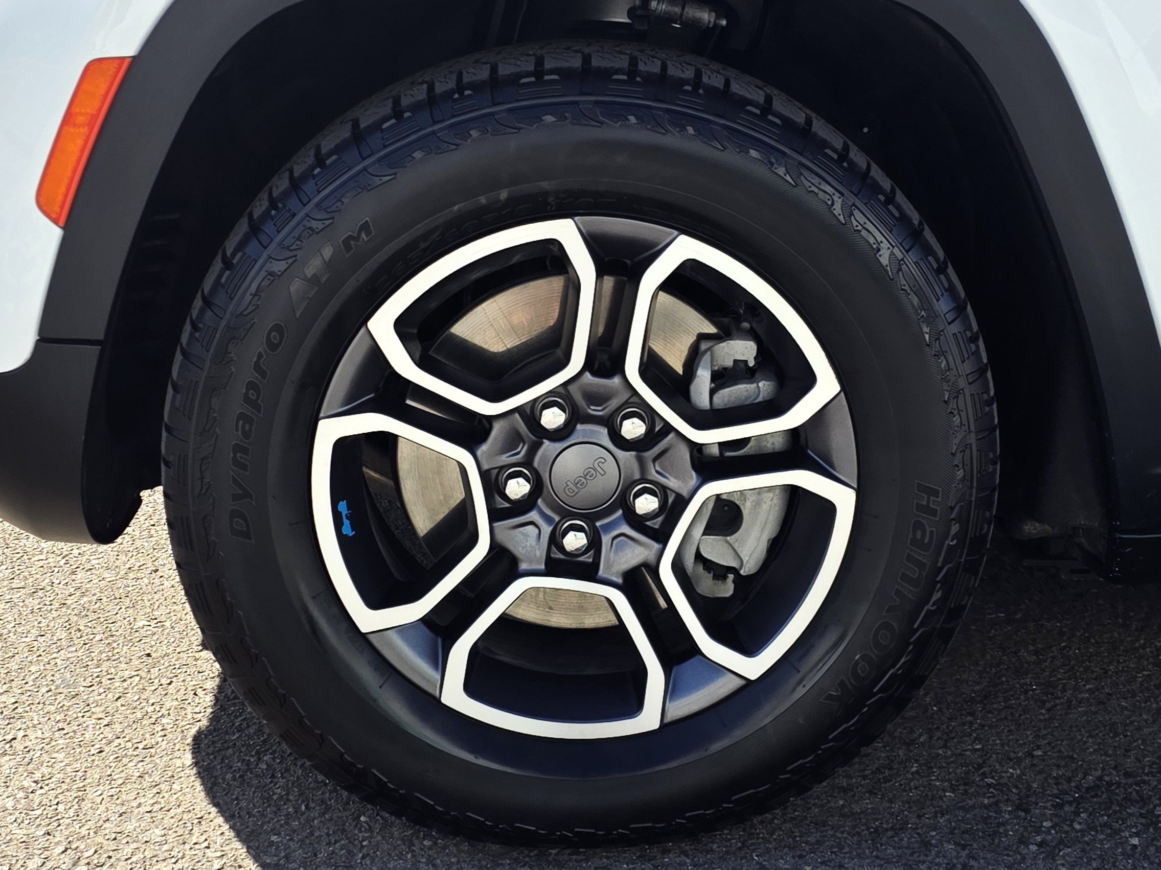 Certified 2022 Jeep Grand Cherokee Trailhawk AWD/4WD image 9