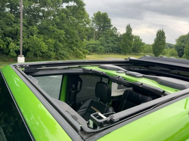 Certified 2025 Jeep Wrangler Unlimited Rubicon 392 AWD/4WD image 13