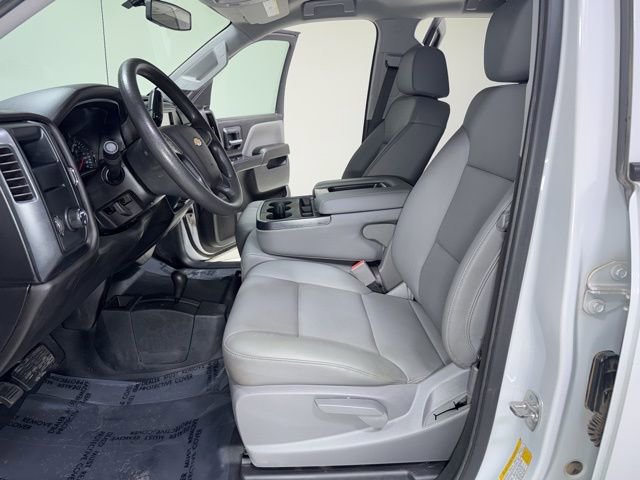 Used 2018 Chevrolet Silverado 1500 W/T AWD/4WD image 11