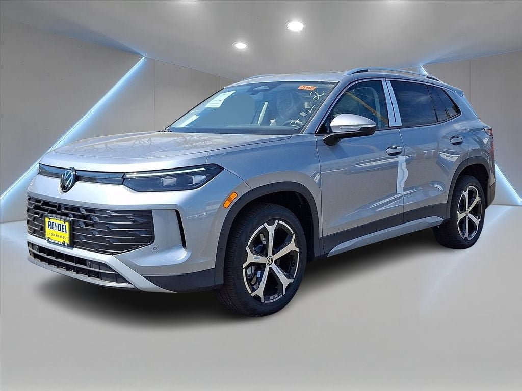 New 2026 Volkswagen Tiguan SE AWD/4WD image 2