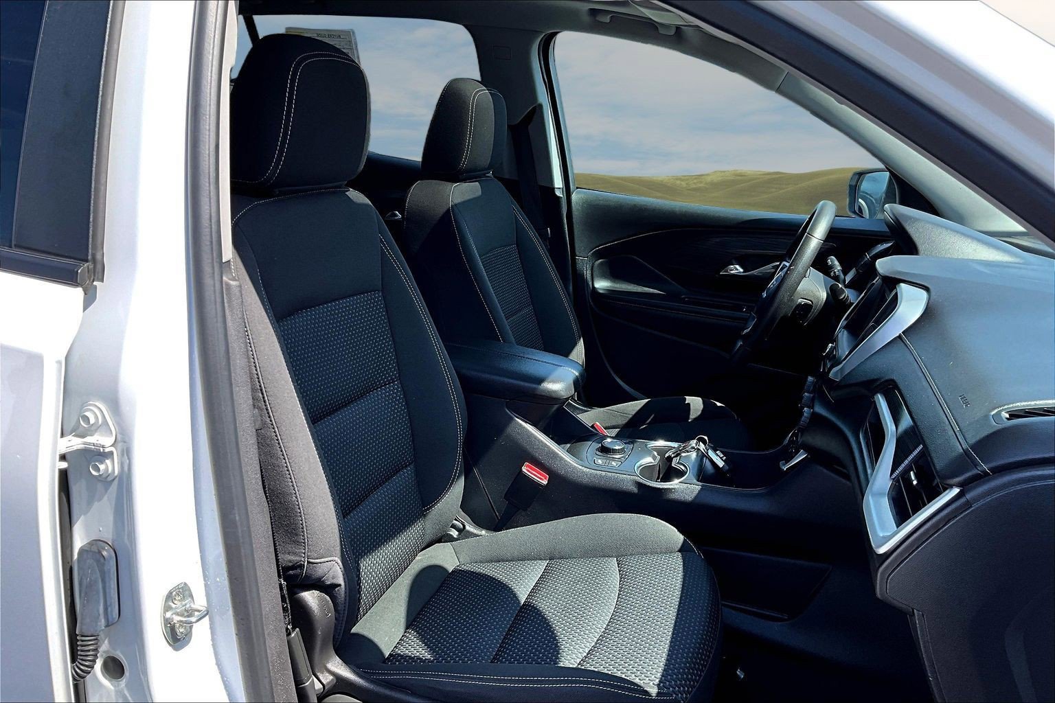 Used 2023 GMC Terrain SLE w/ Driver Convenience Package AWD/4WD image 21