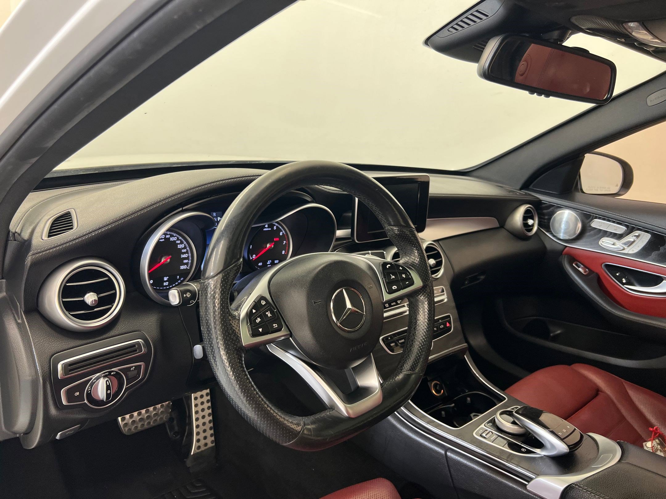 Used 2016 Mercedes-Benz C 300 Sedan image 4