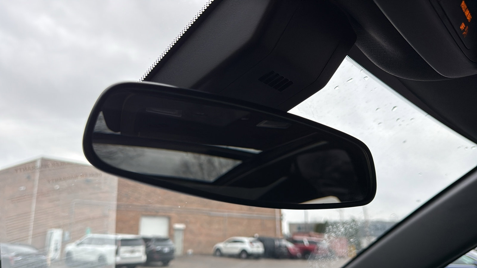 Used 2022 Chevrolet Equinox RS w/ RS Leather Package image 26