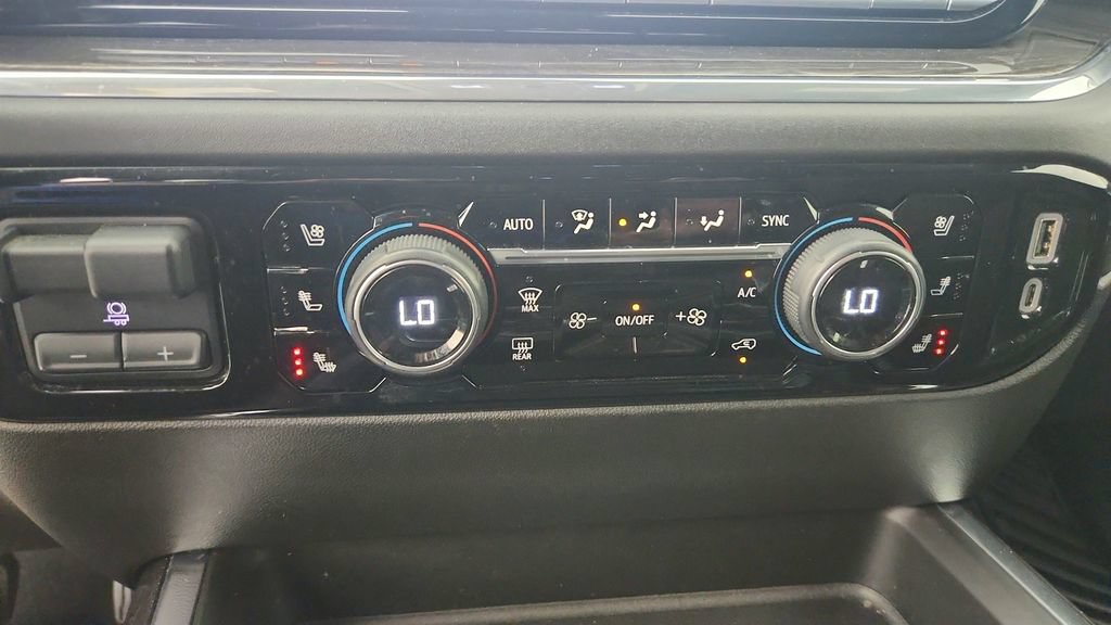 Certified 2024 Chevrolet Silverado 2500 LTZ w/ LTZ Premium Texas Edition AWD/4WD image 35