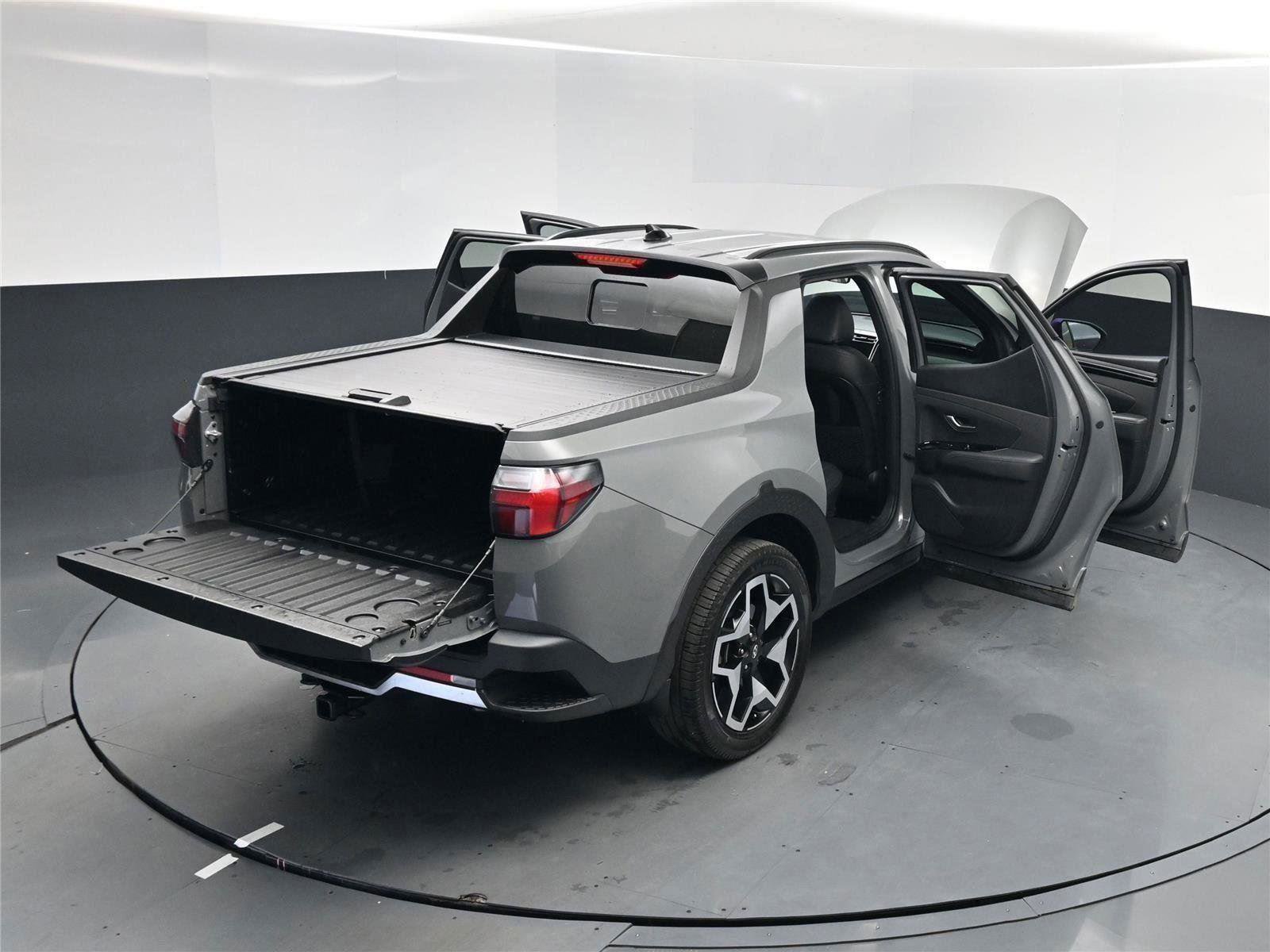 Used 2023 Hyundai Santa Cruz Limited image 17