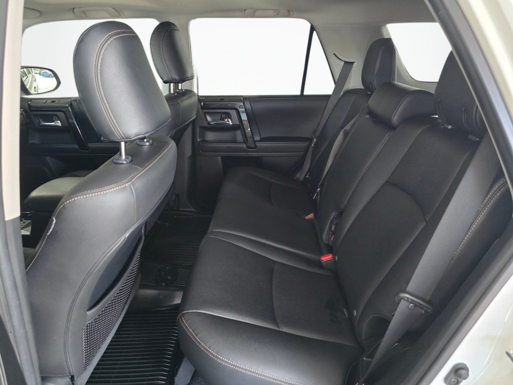 Used 2023 Toyota 4Runner 40th Anniversary SE AWD/4WD image 37