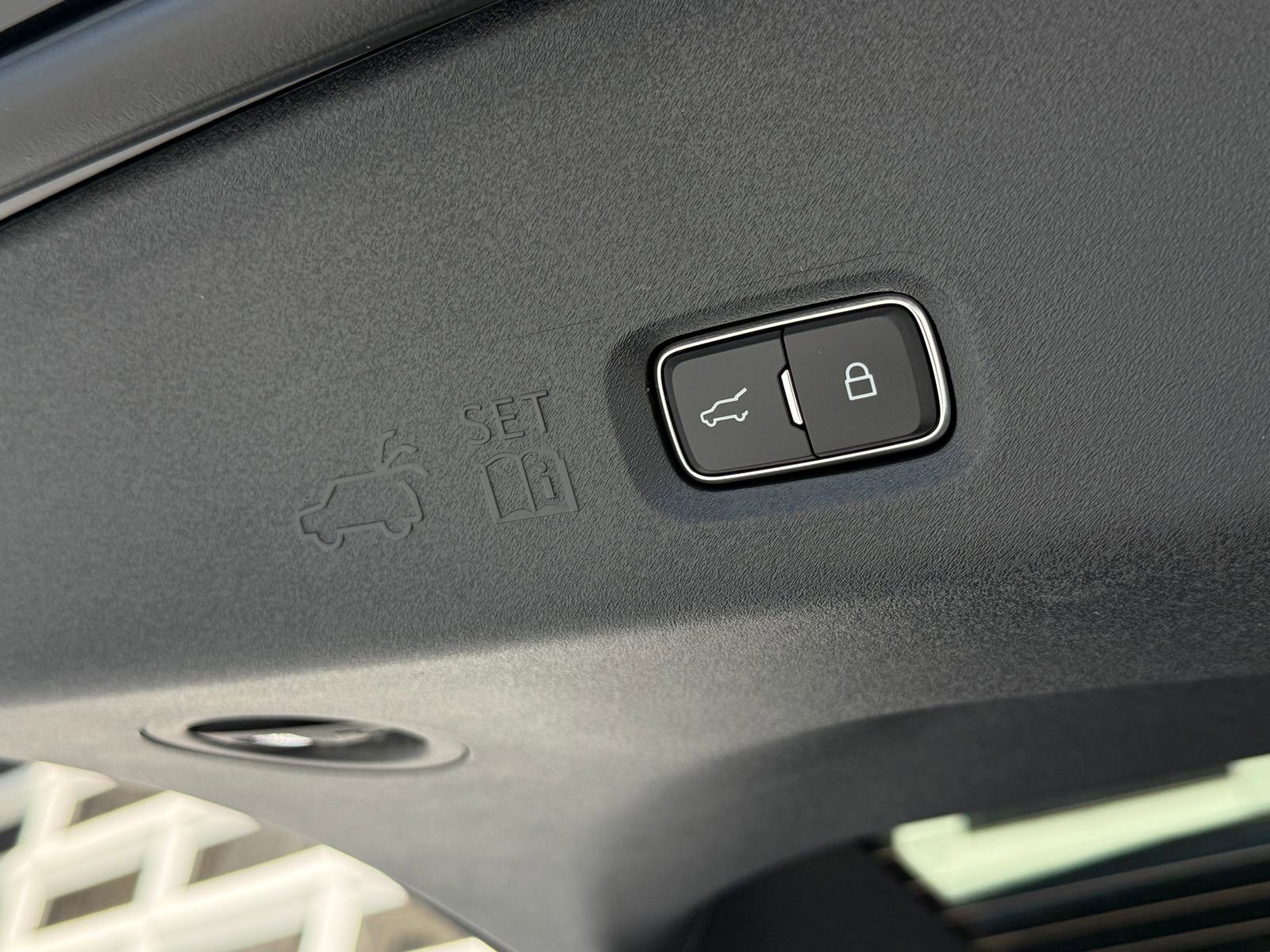 New 2026 Lincoln Navigator Premiere image 18