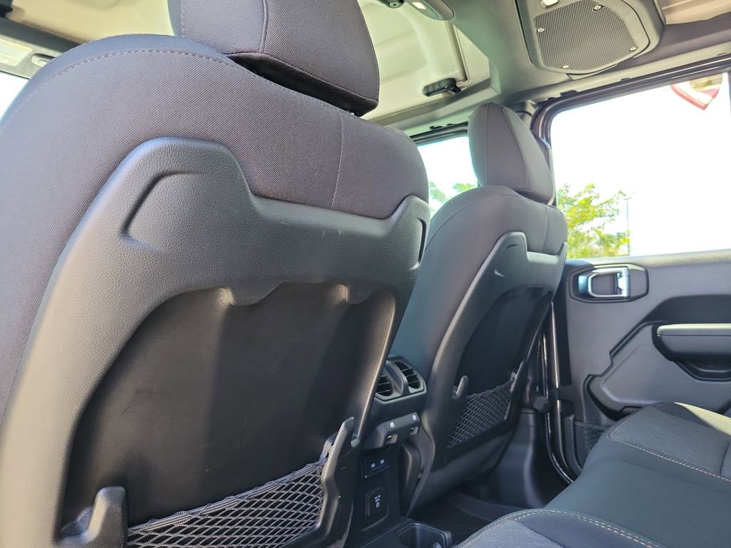 Used 2025 Jeep Gladiator Mojave w/ Steel Bumper Group image 11