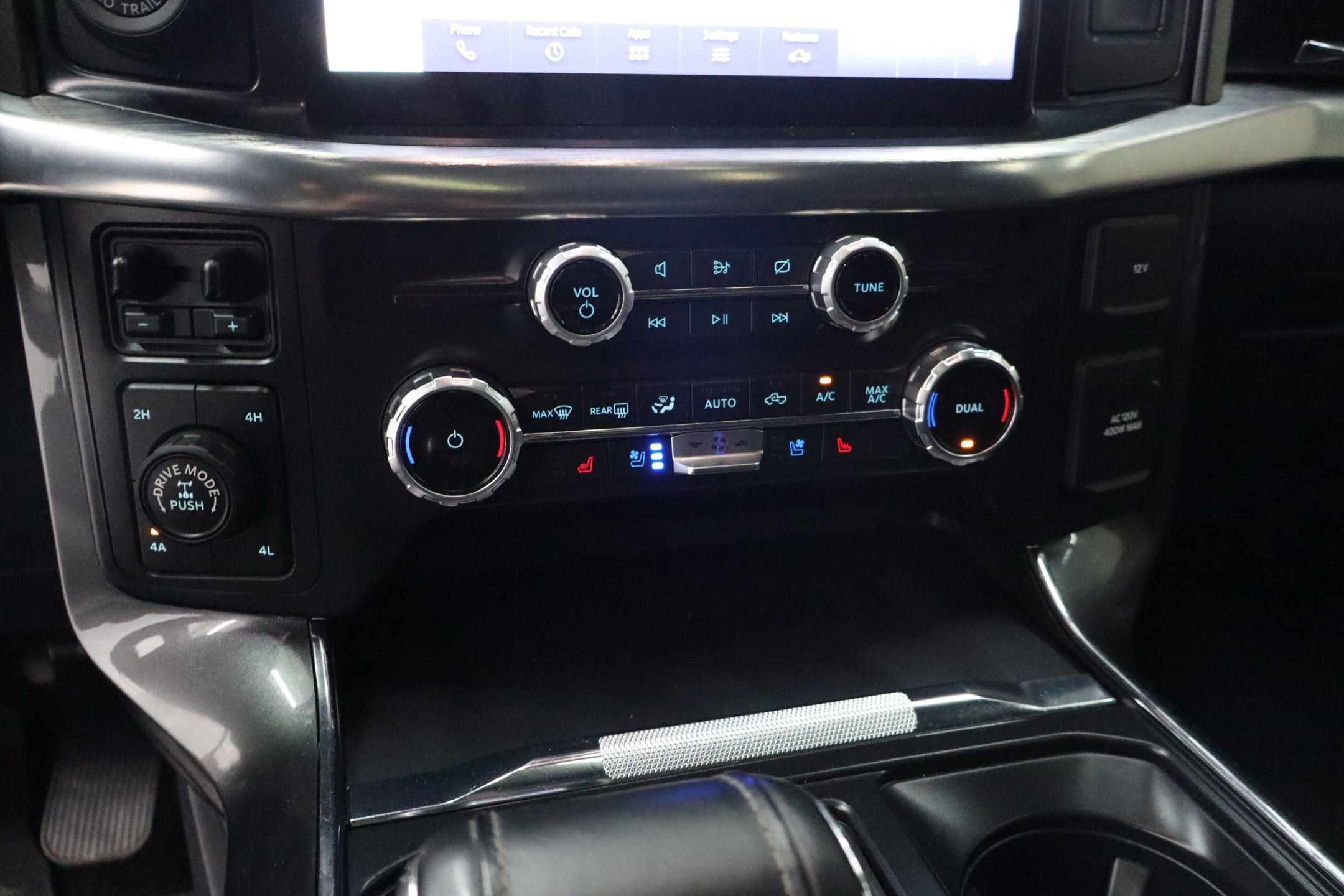 Used 2022 Ford F150 Lariat image 18