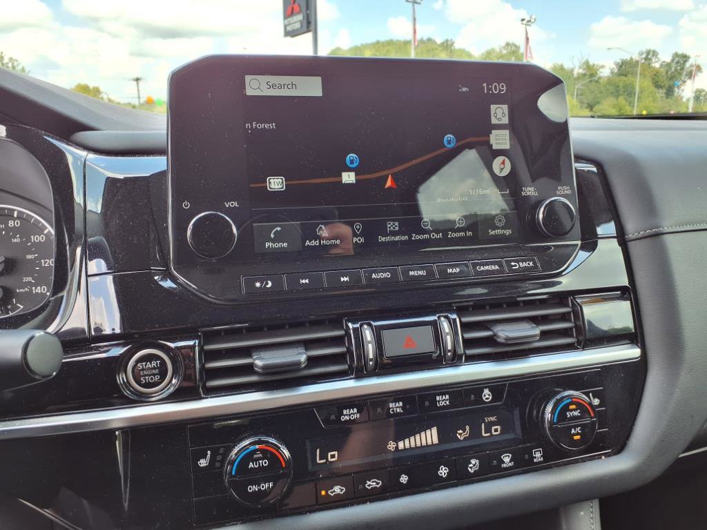 Certified 2024 Nissan Pathfinder SL image 10