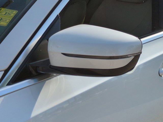 Used 2021 BMW 330i Sedan w/ Convenience Package image 11