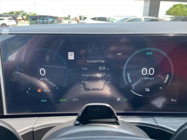 Used 2025 Hyundai Santa Fe Limited image 20