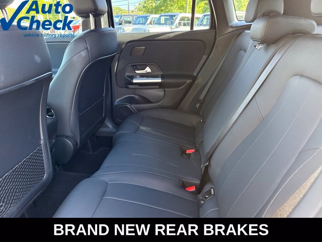 Used 2025 Mercedes-Benz GLA 250 4MATIC image 21