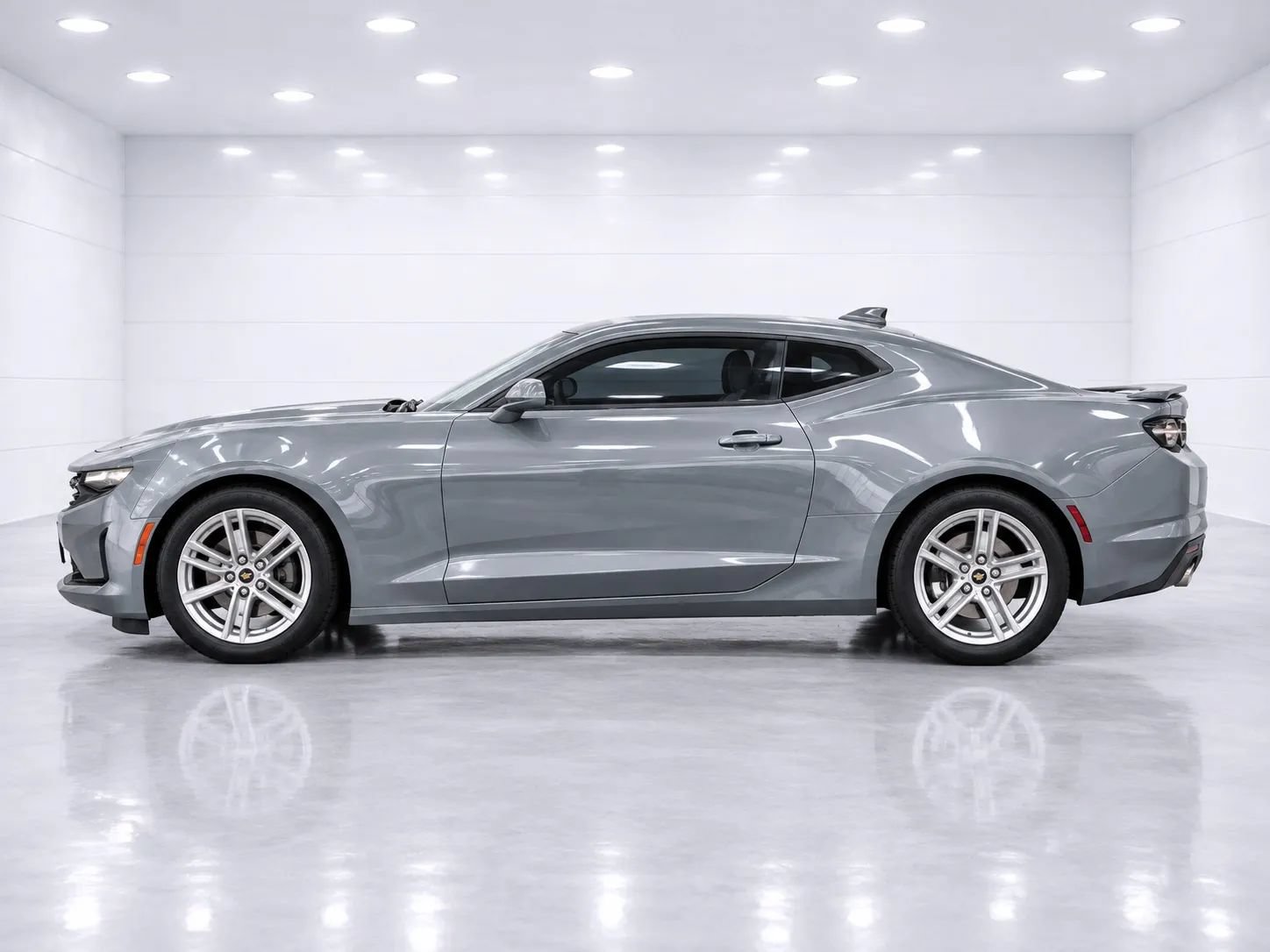 Used 2023 Chevrolet Camaro LS RWD image 2