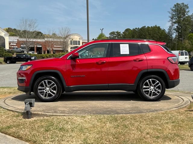Used 2017 Jeep Compass Latitude w/ Popular Equipment Group image 4