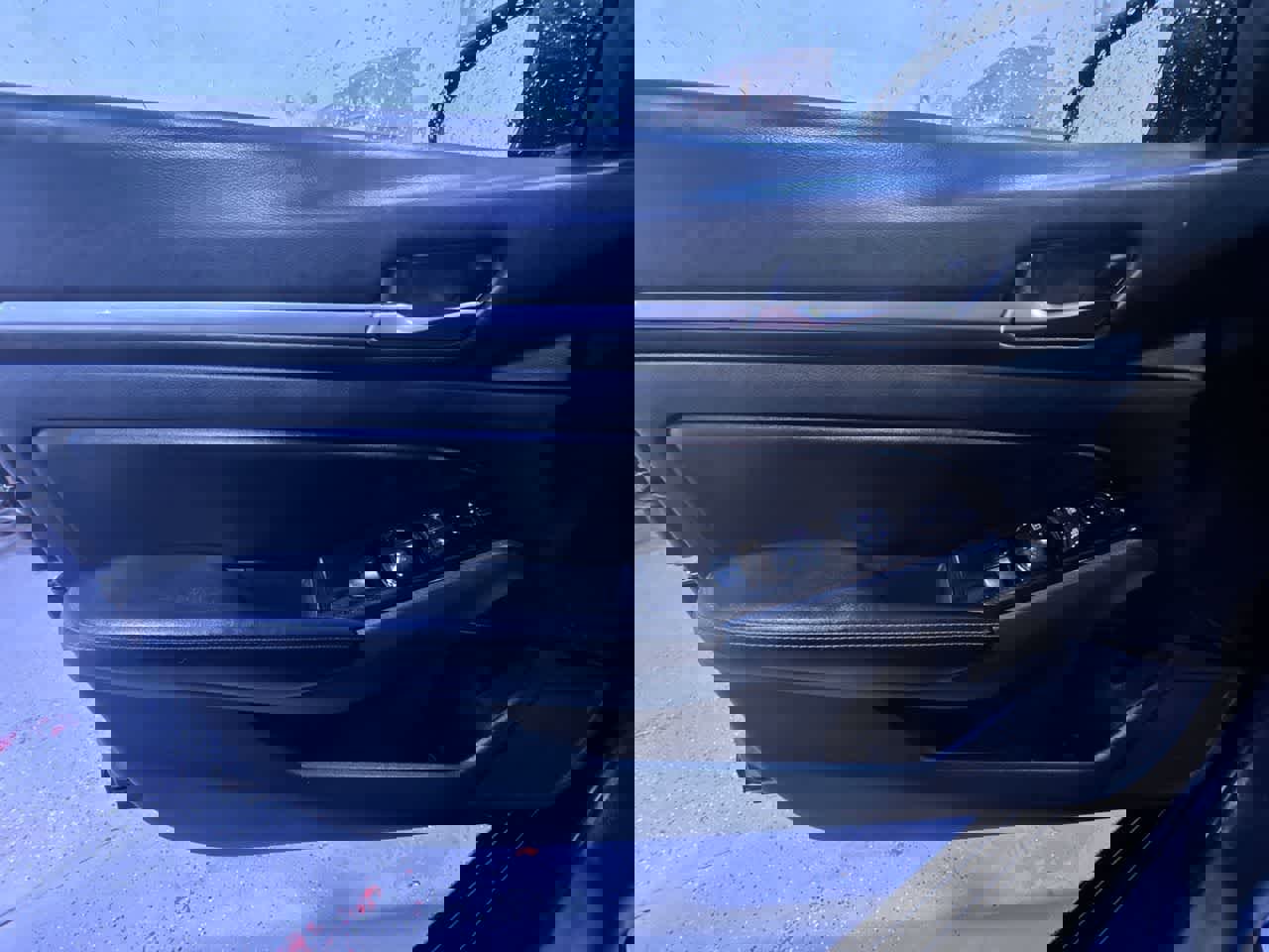 Used 2023 Nissan Altima 2.5 SV image 29