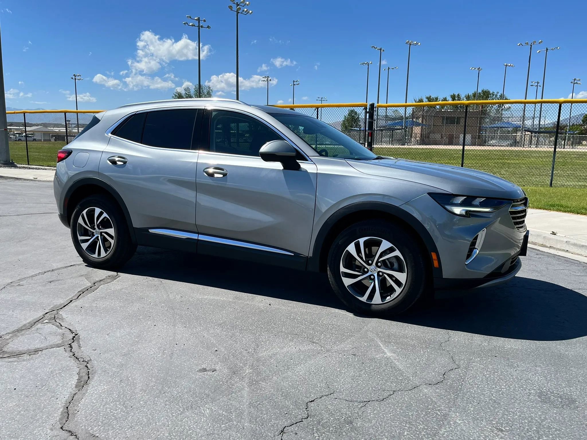 Used 2023 Buick Envision Essence AWD/4WD image 14