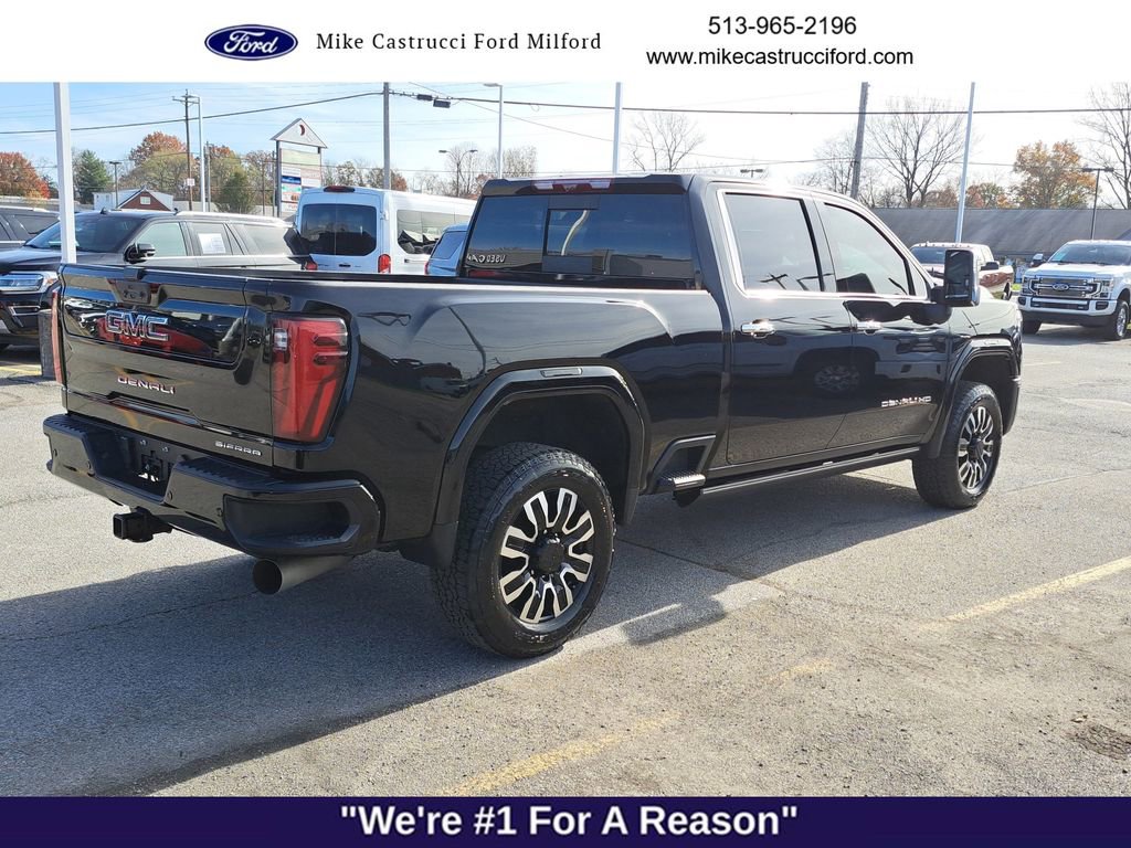 Used 2024 GMC Sierra 2500 Denali Ultimate w/ Max Trailering Package image 5