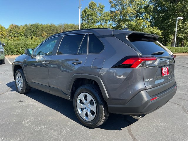 Used 2020 Toyota RAV4 LE FWD image 11