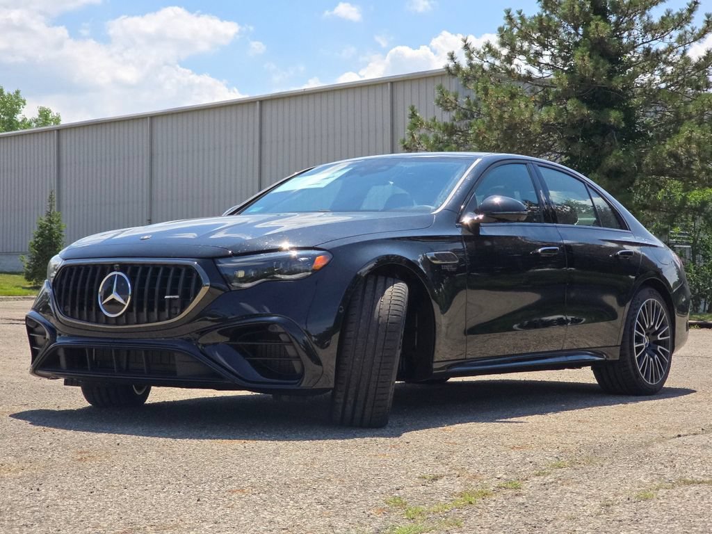 New 2026 Mercedes-Benz E 53 AMG e 4MATIC Sedan image 13