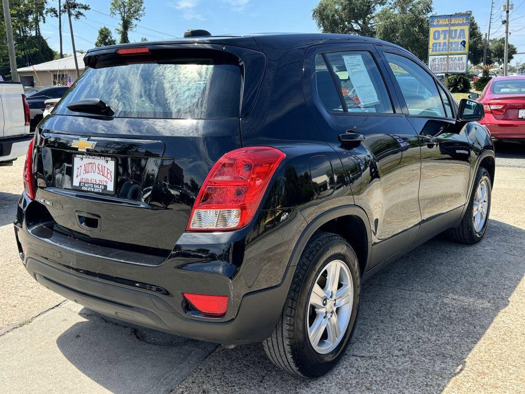 Used 2022 Chevrolet Trax LS image 5