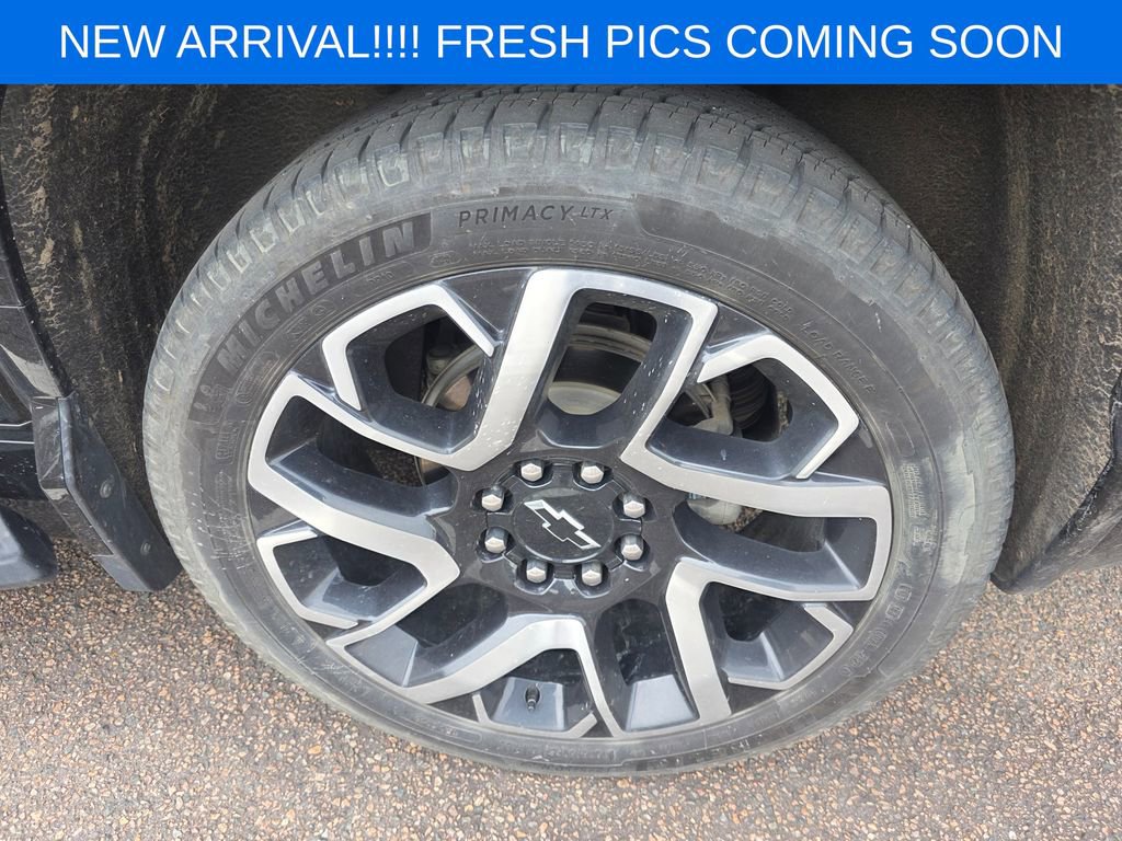 Used 2024 Chevrolet Silverado EV RST AWD/4WD image 7