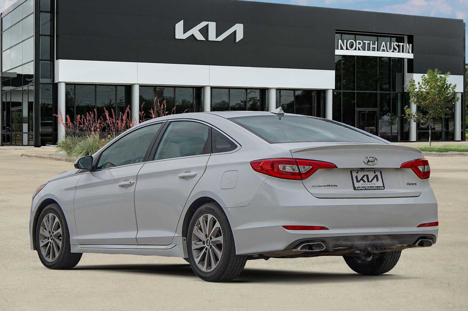 Used 2015 Hyundai Sonata Sport image 5