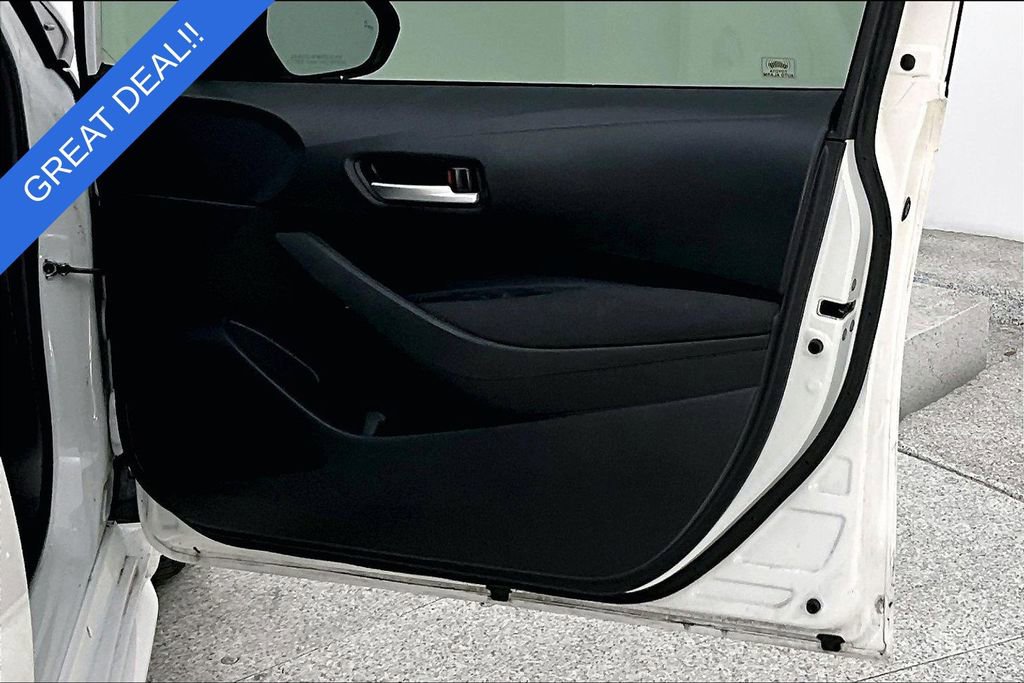 Used 2020 Toyota Corolla LE w/ LE Premium Package image 26