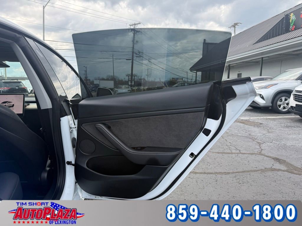 Used 2023 Tesla Model 3 Performance image 15
