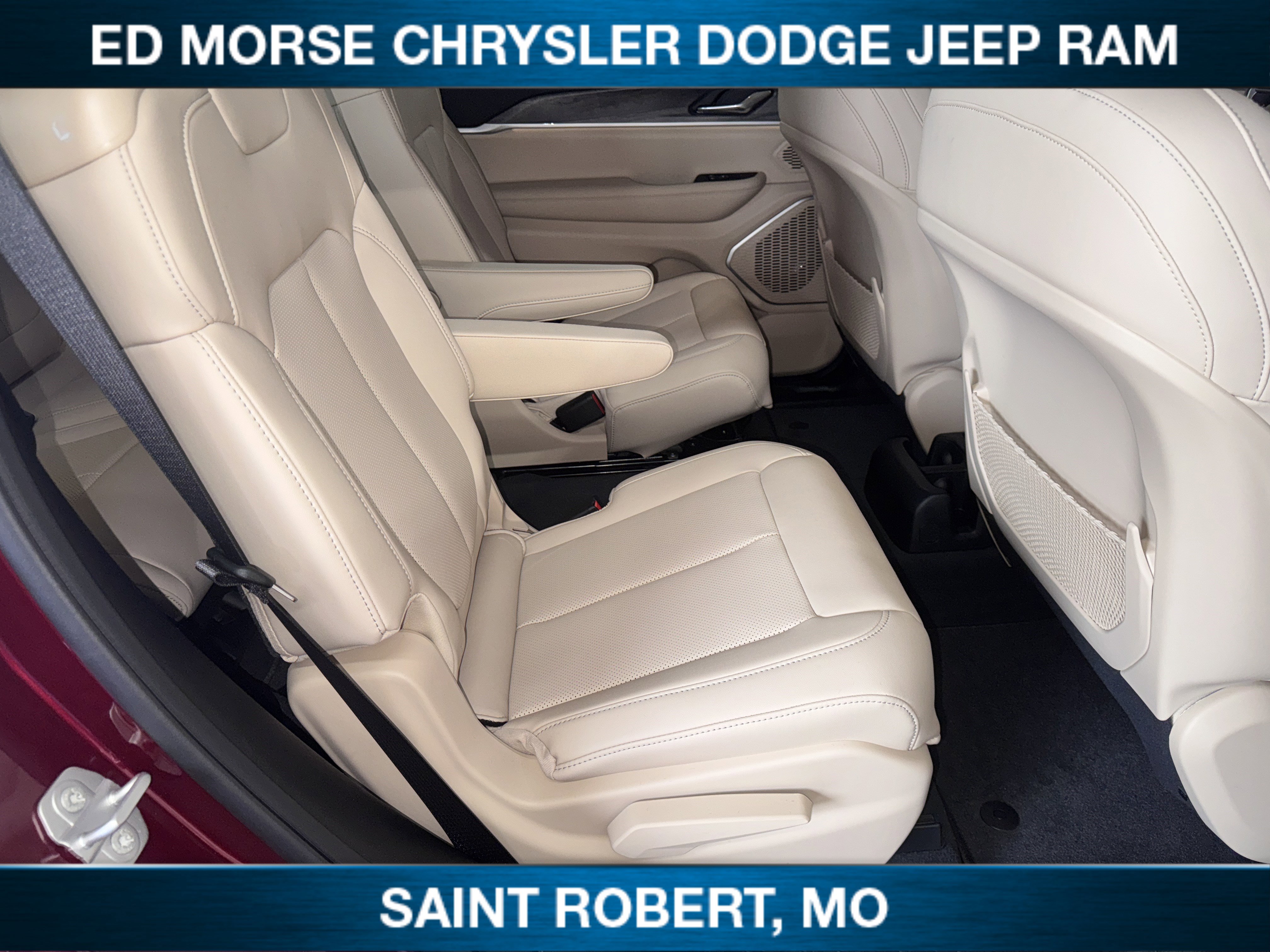 New 2025 Jeep Grand Cherokee L Limited w/ Luxury Tech Group II image 33