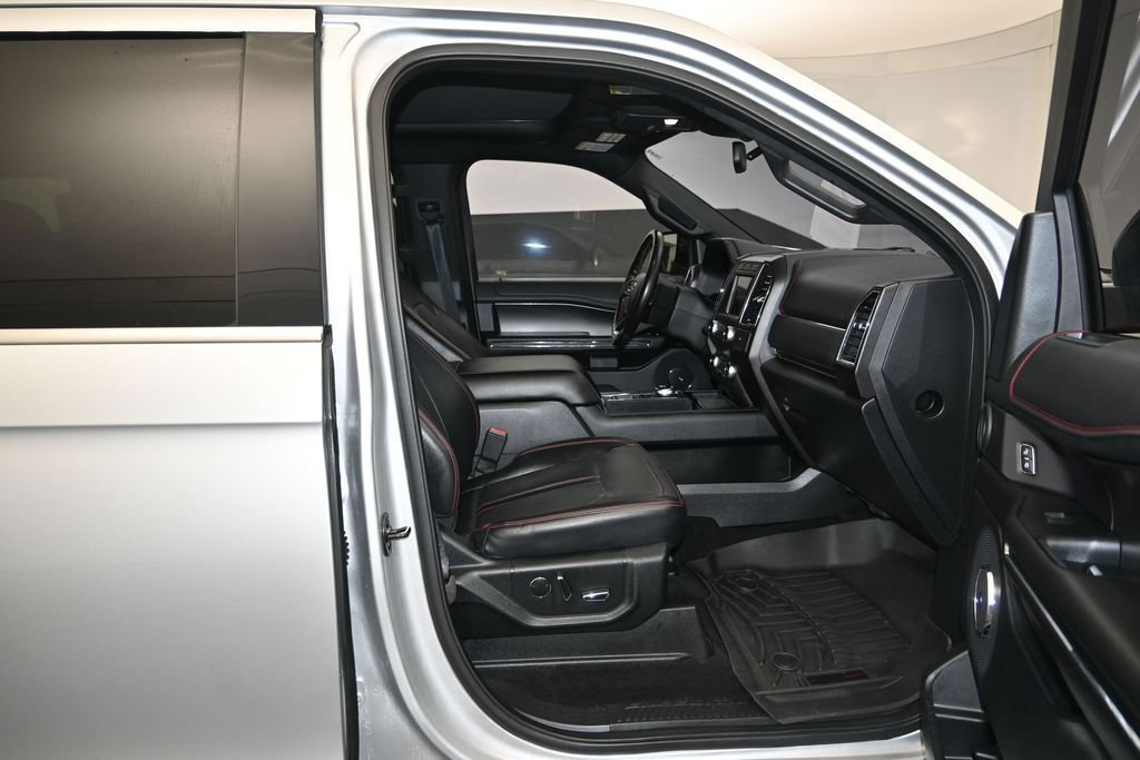 Used 2019 Ford Expedition Limited w/ Equipment Group 303A RWD image 28