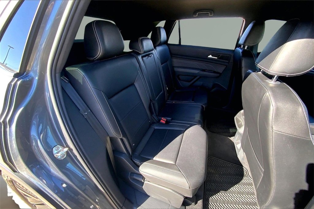 Used 2023 Volkswagen Atlas Cross Sport SE image 26