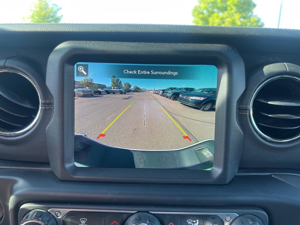 Certified 2023 Jeep Gladiator Overland AWD/4WD image 15